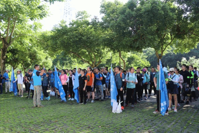 asiagame研究院团建2.gif